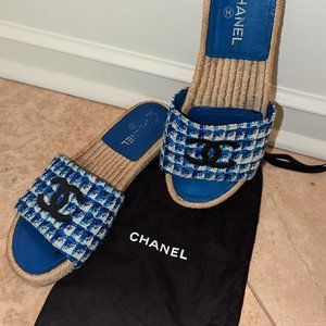Chanel CC Logo Blue White Tweed Espadrille Flats Mule Sandal Slides